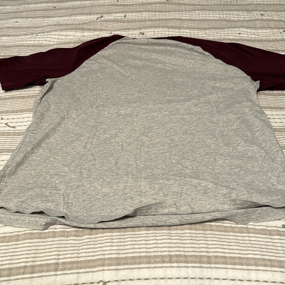 AE tee - Picture 2 of 3